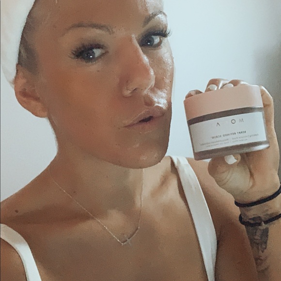 Victoria’s Secret coral yoga pants - Picture 7 of 11